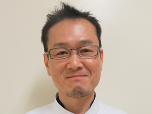 耳鼻科医師 中下 陽介 (ナカシモ ヨウスケ)